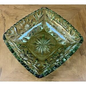 VTG Hazel Atlas Prescut Avocado Green Star & Fan Design Square Candy Dish